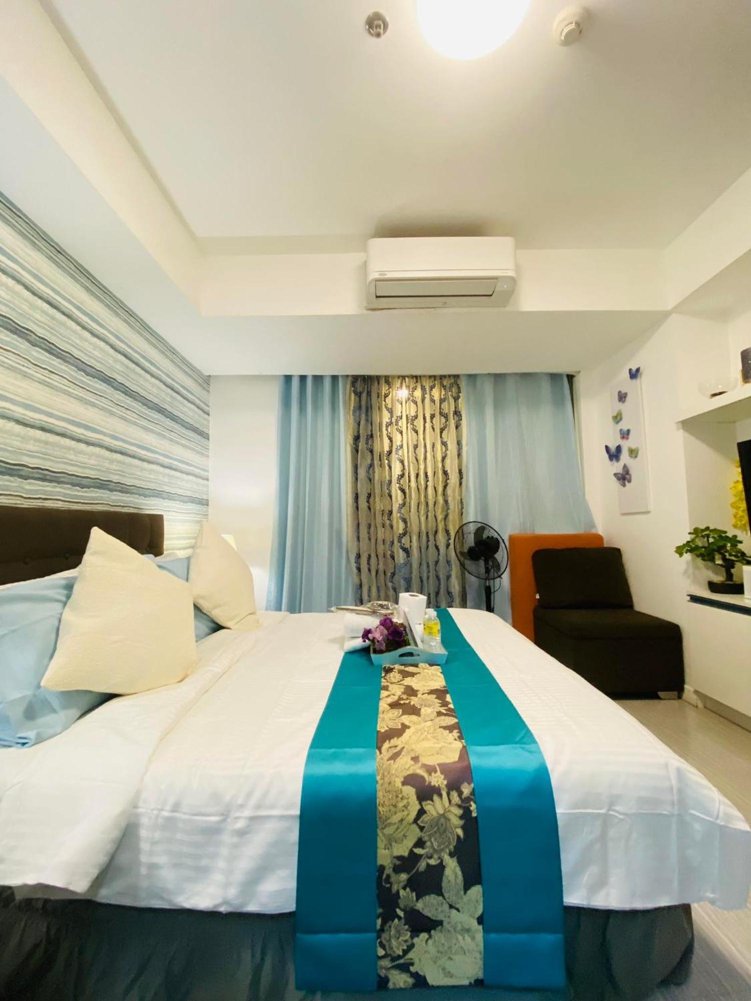 Holiday Escape Philippines Манила Экстерьер фото