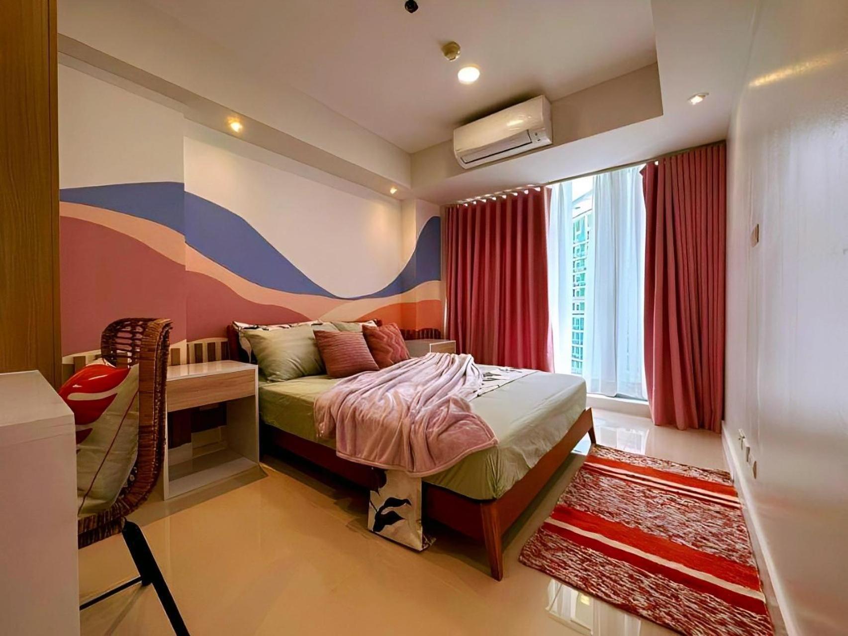 Holiday Escape Philippines Манила Экстерьер фото